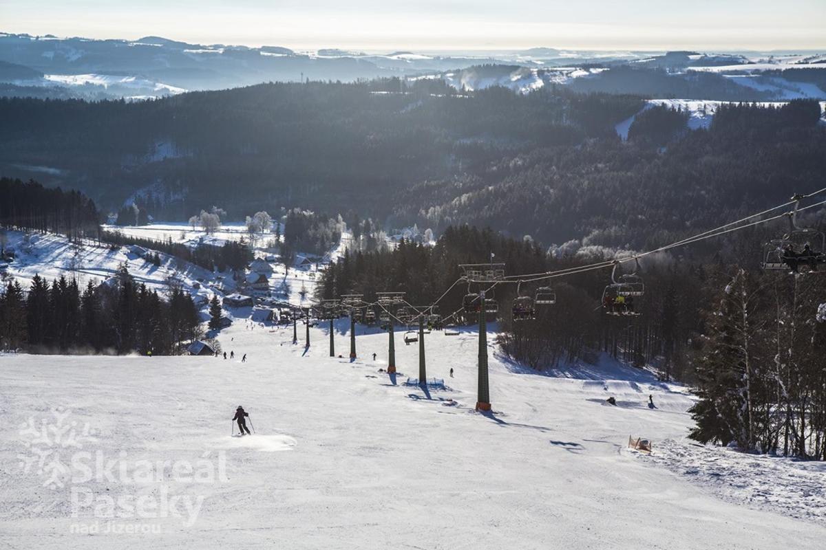 Na Budarce Paseky nad Jizerou Buitenkant foto